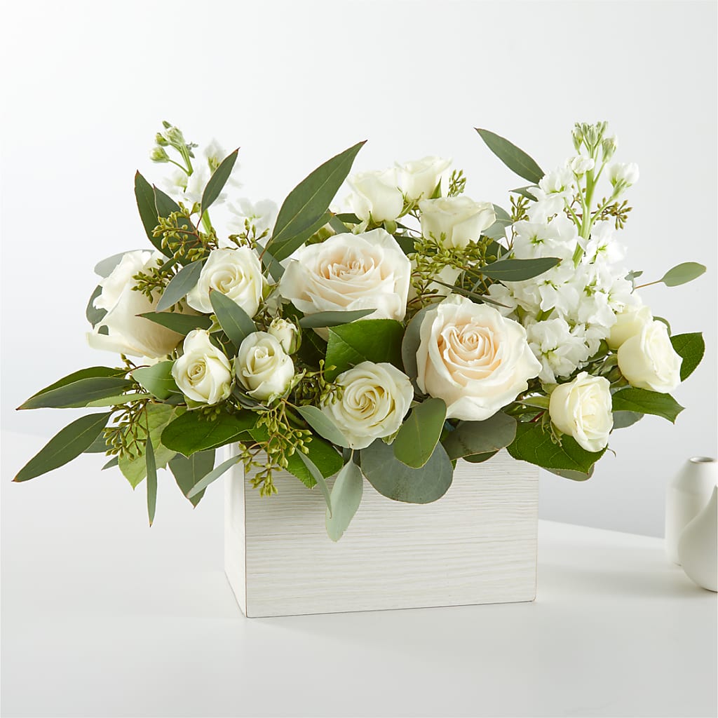 Fresh Linen Box Bouquet – Jerome Florist, Bronx NY