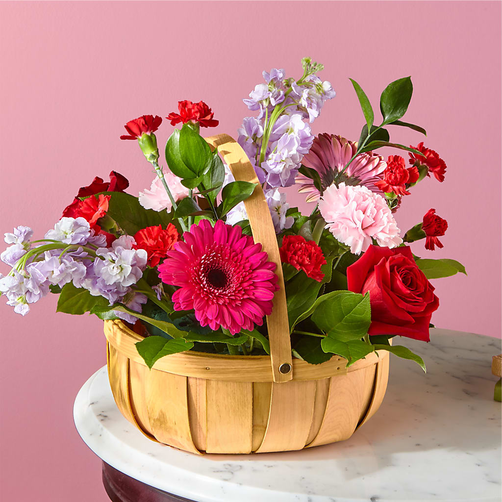 Pink Picnic Basket – Jerome Florist, Bronx NY