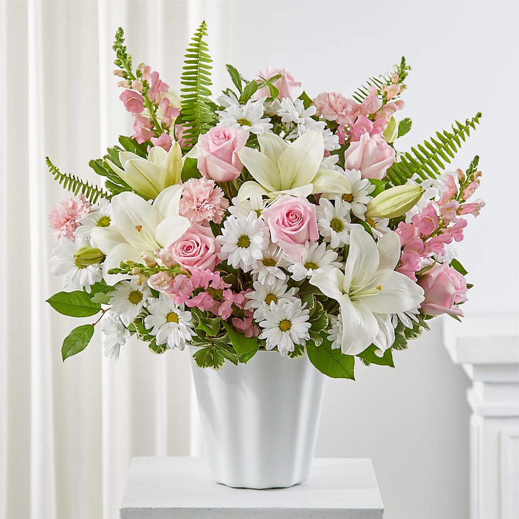 Soft Touch Tabletop Basket – Jerome Florist, Bronx NY