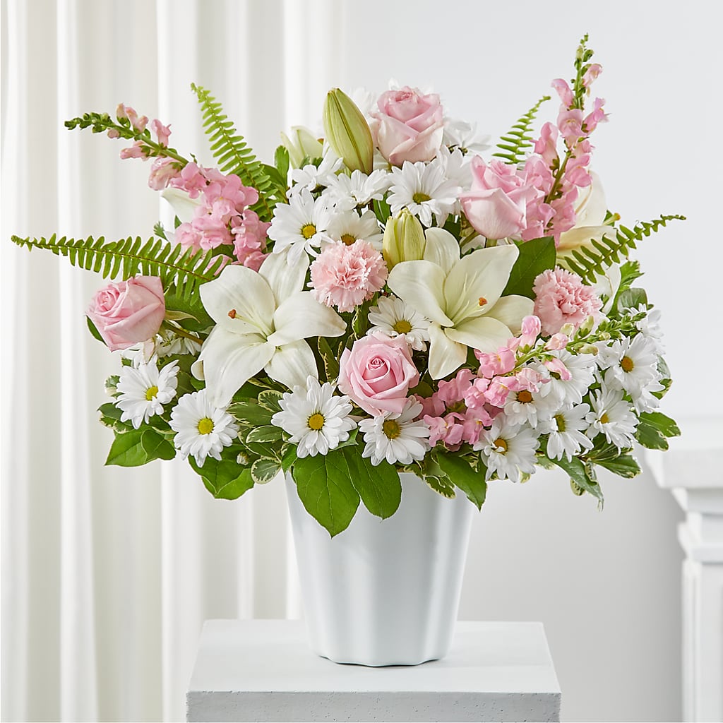 Soft Touch Tabletop Basket – Jerome Florist, Bronx NY