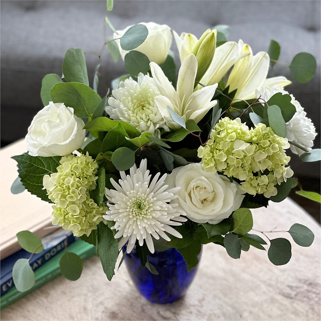 Snowy Dreams Bouquet –  Jerome Florist, Bronx NY